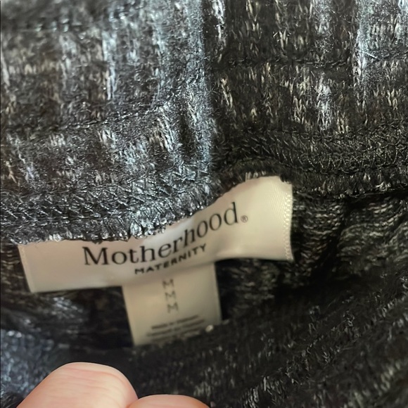 Motherhood Heathered Black Jogger Pants - Picture 4 of 4